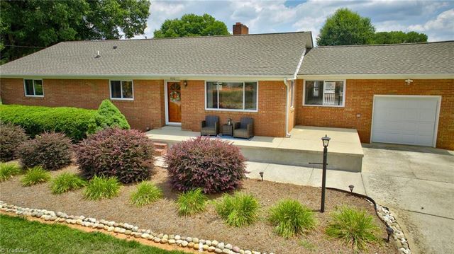 4010 Kernersville Road, Winston-salem, NC 27107