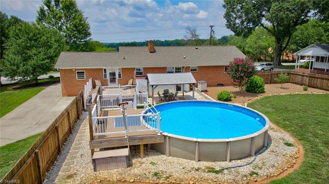 4010 Kernersville Road, Winston-salem, NC 27107