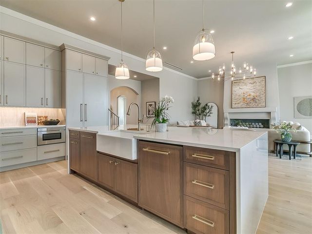 916 NW 156th Street, Edmond, OK 73013