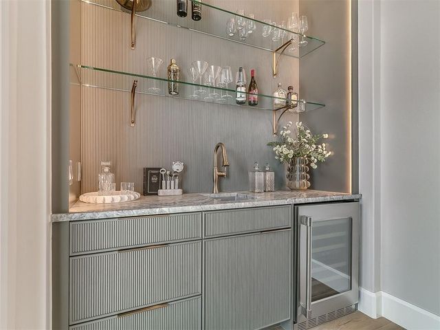 916 NW 156th Street, Edmond, OK 73013