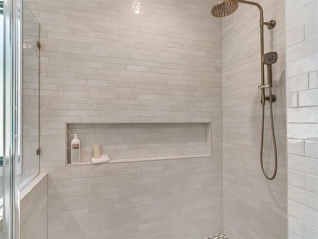 916 NW 156th Street, Edmond, OK 73013