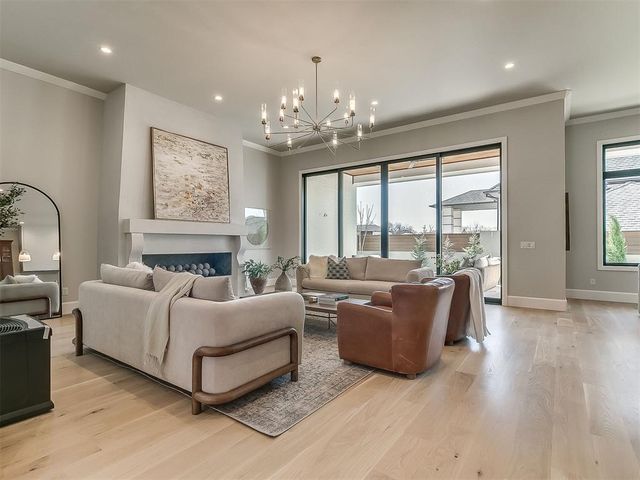 916 NW 156th Street, Edmond, OK 73013