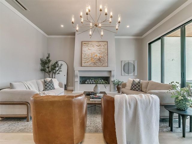 916 NW 156th Street, Edmond, OK 73013