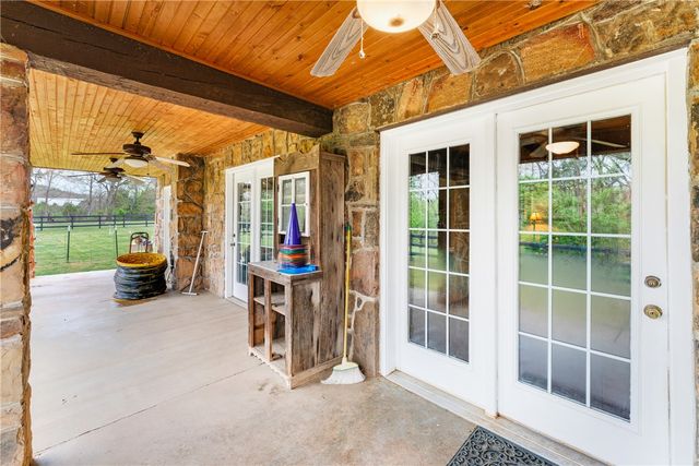 12036 SE Campbell Road, West Fork, AR 72774