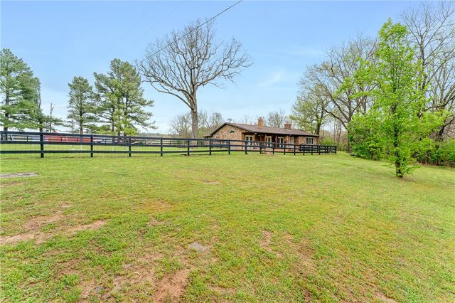 12036 SE Campbell Road, West Fork, AR 72774