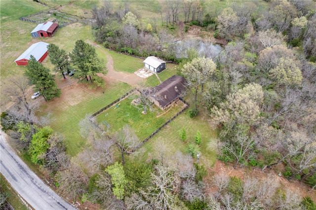 12036 SE Campbell Road, West Fork, AR 72774