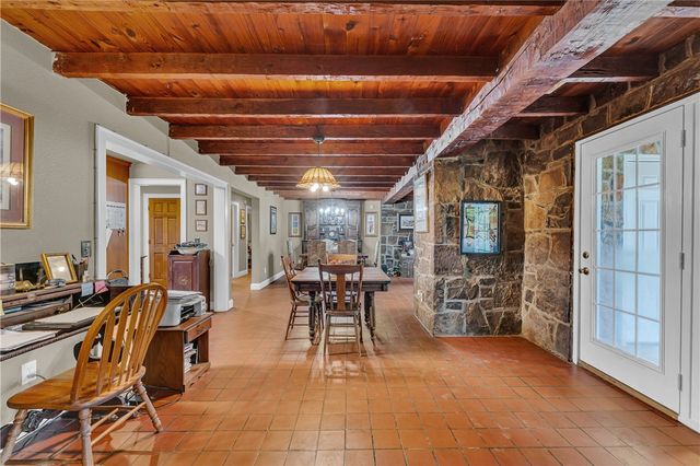 12036 SE Campbell Road, West Fork, AR 72774