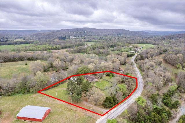 12036 SE Campbell Road, West Fork, AR 72774