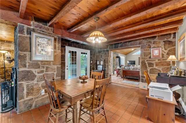 12036 SE Campbell Road, West Fork, AR 72774