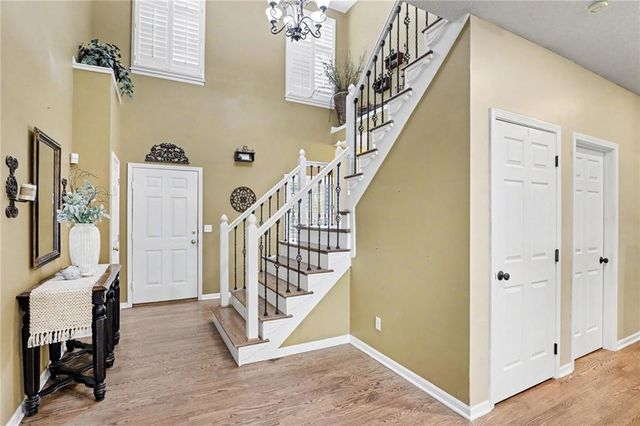 5304 Mullen Road, Shawnee, KS 66216