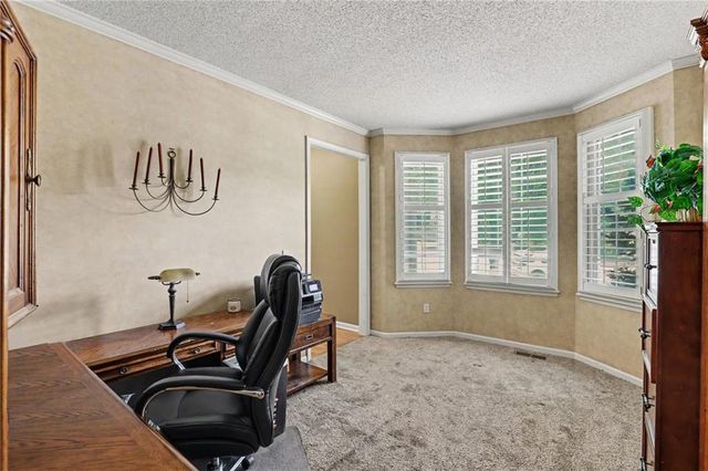 5304 Mullen Road, Shawnee, KS 66216