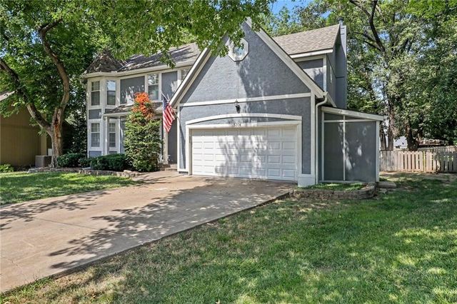 5304 Mullen Road, Shawnee, KS 66216