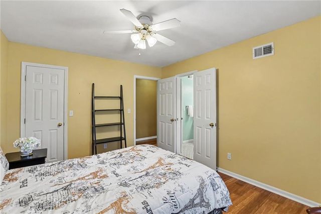 5304 Mullen Road, Shawnee, KS 66216