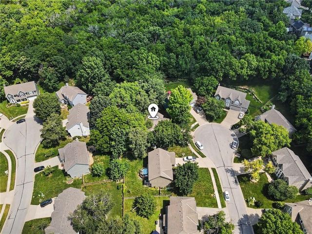 5304 Mullen Road, Shawnee, KS 66216