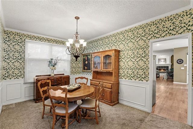 5304 Mullen Road, Shawnee, KS 66216