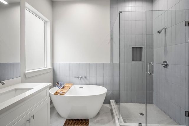 5233 Hillman Street B, Houston, TX 77023