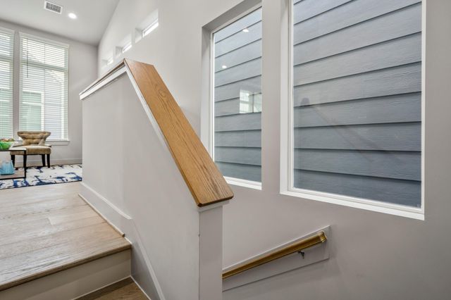 5233 Hillman Street B, Houston, TX 77023