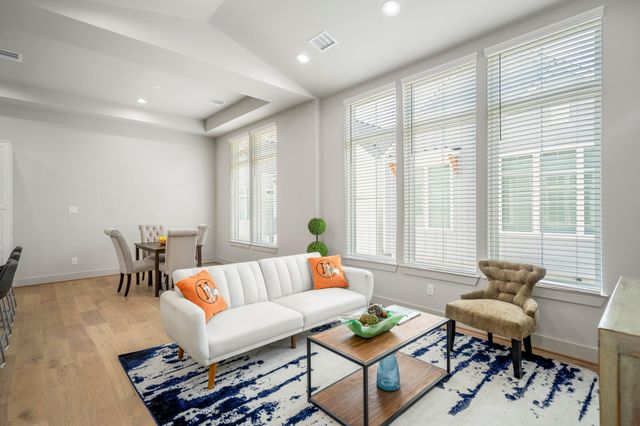 5233 Hillman Street B, Houston, TX 77023