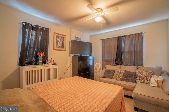 4037 E ROOSEVELT BLVD, Philadelphia, PA 19124
