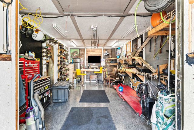 413 W Broad Street, Linden, MI 48451