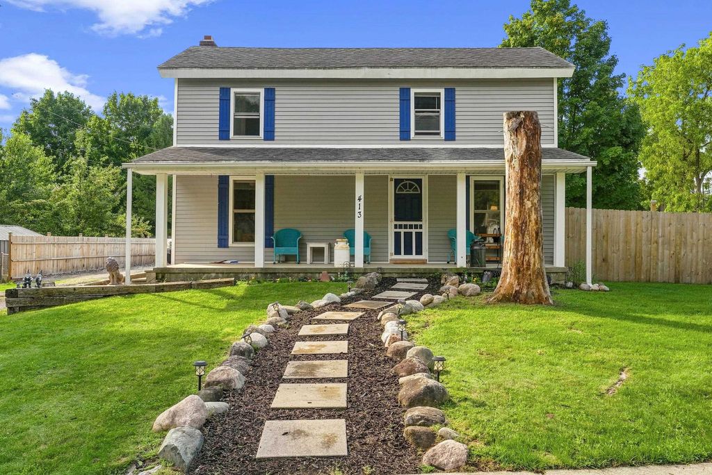 413 W Broad Street, Linden, MI 48451