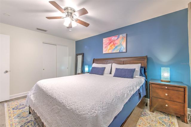 4502 W PEARL AVENUE, Tampa, FL 33611