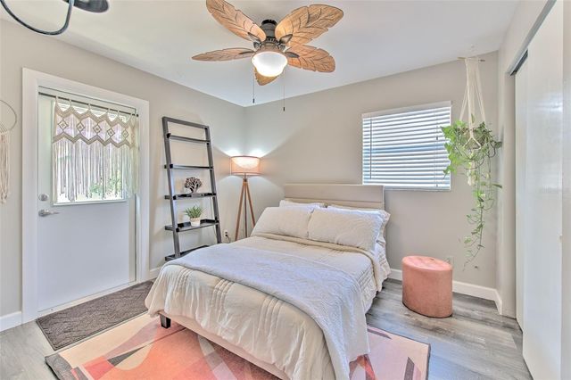 4502 W PEARL AVENUE, Tampa, FL 33611
