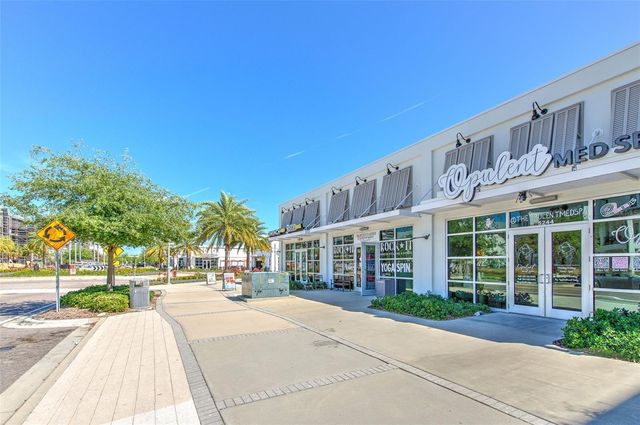 4502 W PEARL AVENUE, Tampa, FL 33611