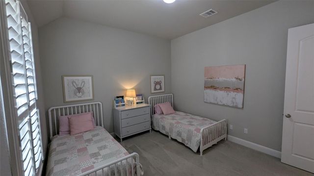 467 Jacksdaw DR, Austin, TX 78737