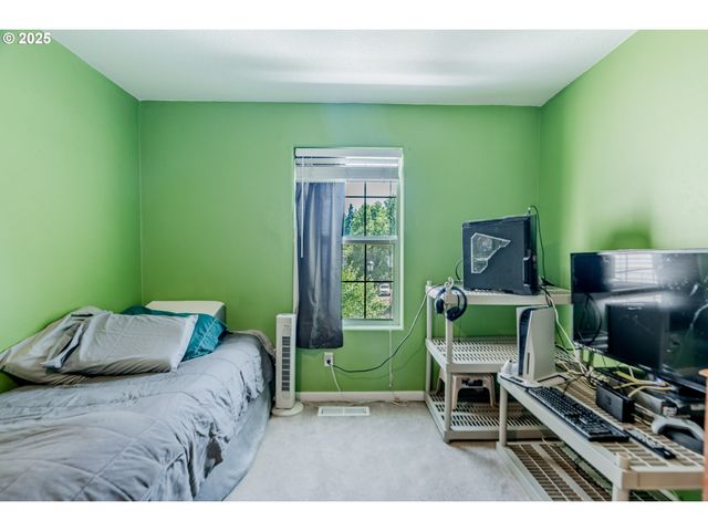 401 Ne 55TH Ave, Hillsboro, OR 97124