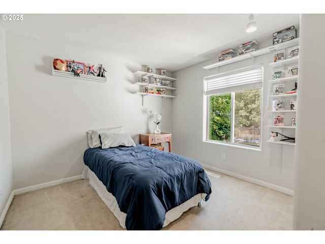 401 Ne 55TH Ave, Hillsboro, OR 97124