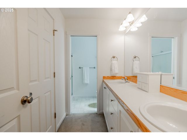 401 Ne 55TH Ave, Hillsboro, OR 97124