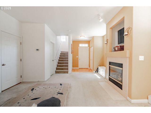 401 Ne 55TH Ave, Hillsboro, OR 97124
