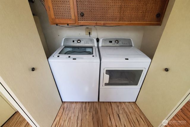 198 Octopus Avenue NE, Ocean Shores, WA 98569