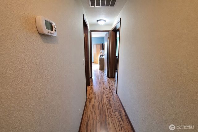 198 Octopus Avenue NE, Ocean Shores, WA 98569