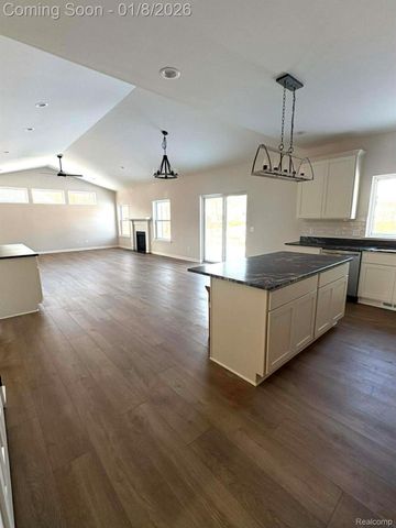 1306 Blue Ridge Parkway, White Lake Charter Township, MI 48383