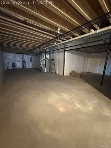 1306 Blue Ridge Parkway, White Lake Charter Township, MI 48383