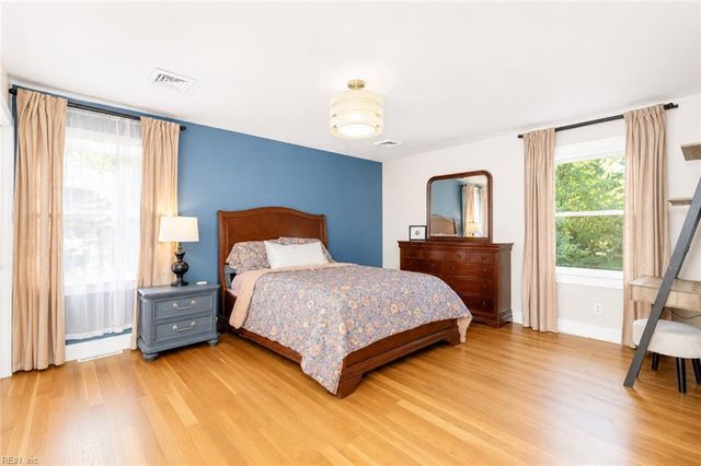 5152 N Harbor RD, Suffolk, VA 23435