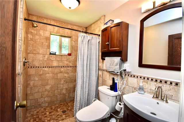 3105 B Highway, Liberty, MO 64068