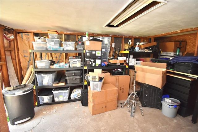 3105 B Highway, Liberty, MO 64068