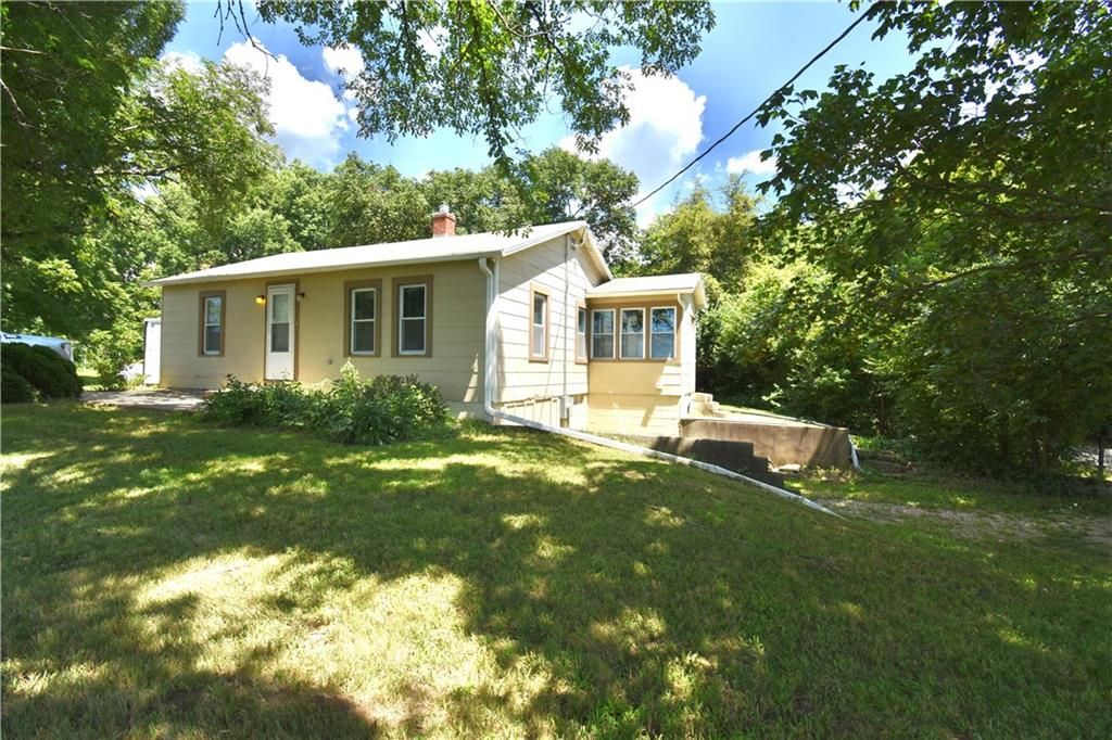 3105 B Highway, Liberty, MO 64068