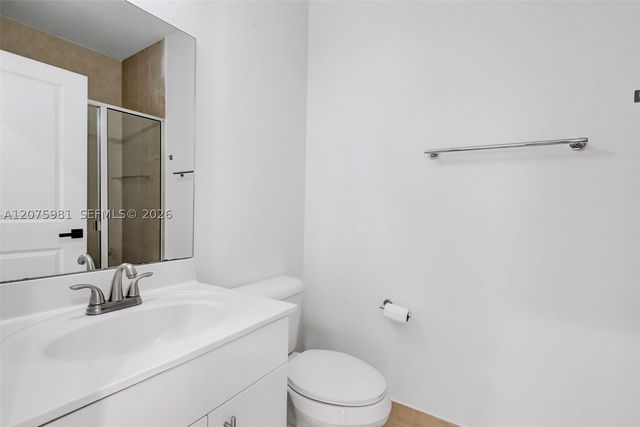 465 NE 194th Ter 465, Miami, FL 33179