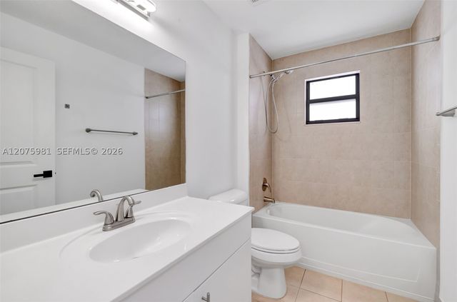 465 NE 194th Ter 465, Miami, FL 33179