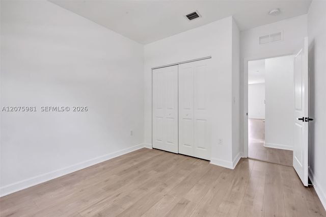 465 NE 194th Ter 465, Miami, FL 33179