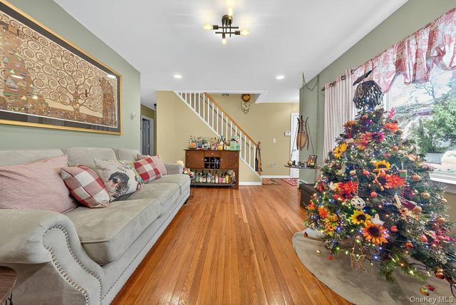 34 Raybrook Road, Yonkers, NY 10704