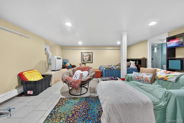 34 Raybrook Road, Yonkers, NY 10704