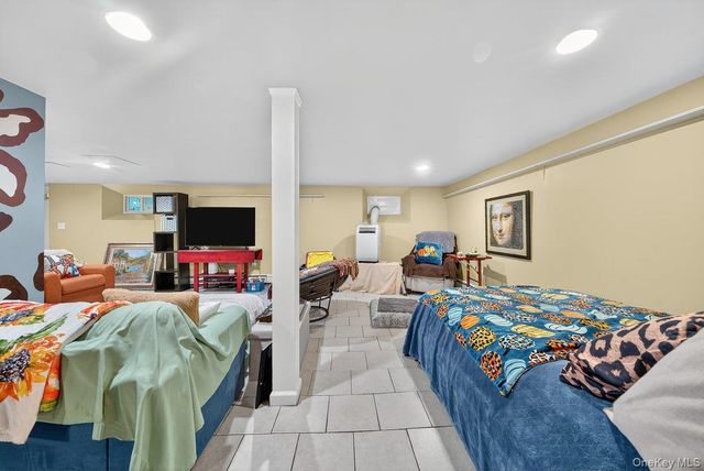 34 Raybrook Road, Yonkers, NY 10704