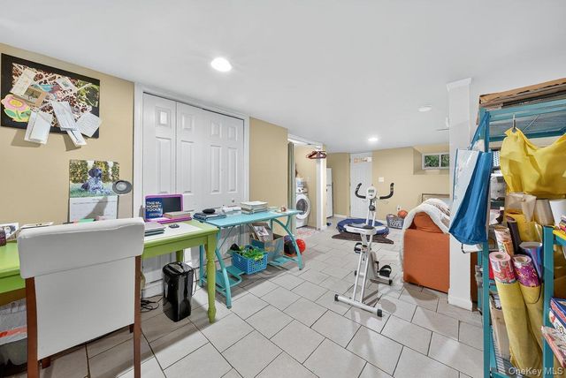 34 Raybrook Road, Yonkers, NY 10704