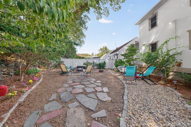 34 Raybrook Road, Yonkers, NY 10704