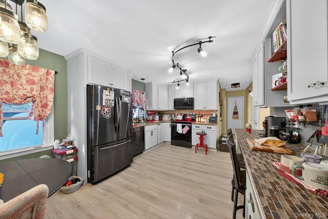 34 Raybrook Road, Yonkers, NY 10704